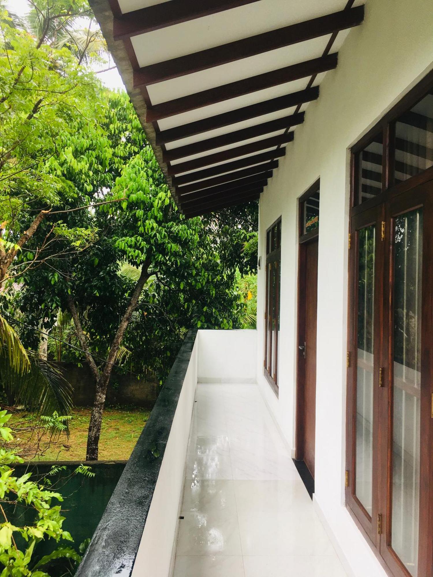 Anthony Guesthouse Hikkaduwa Exterior foto