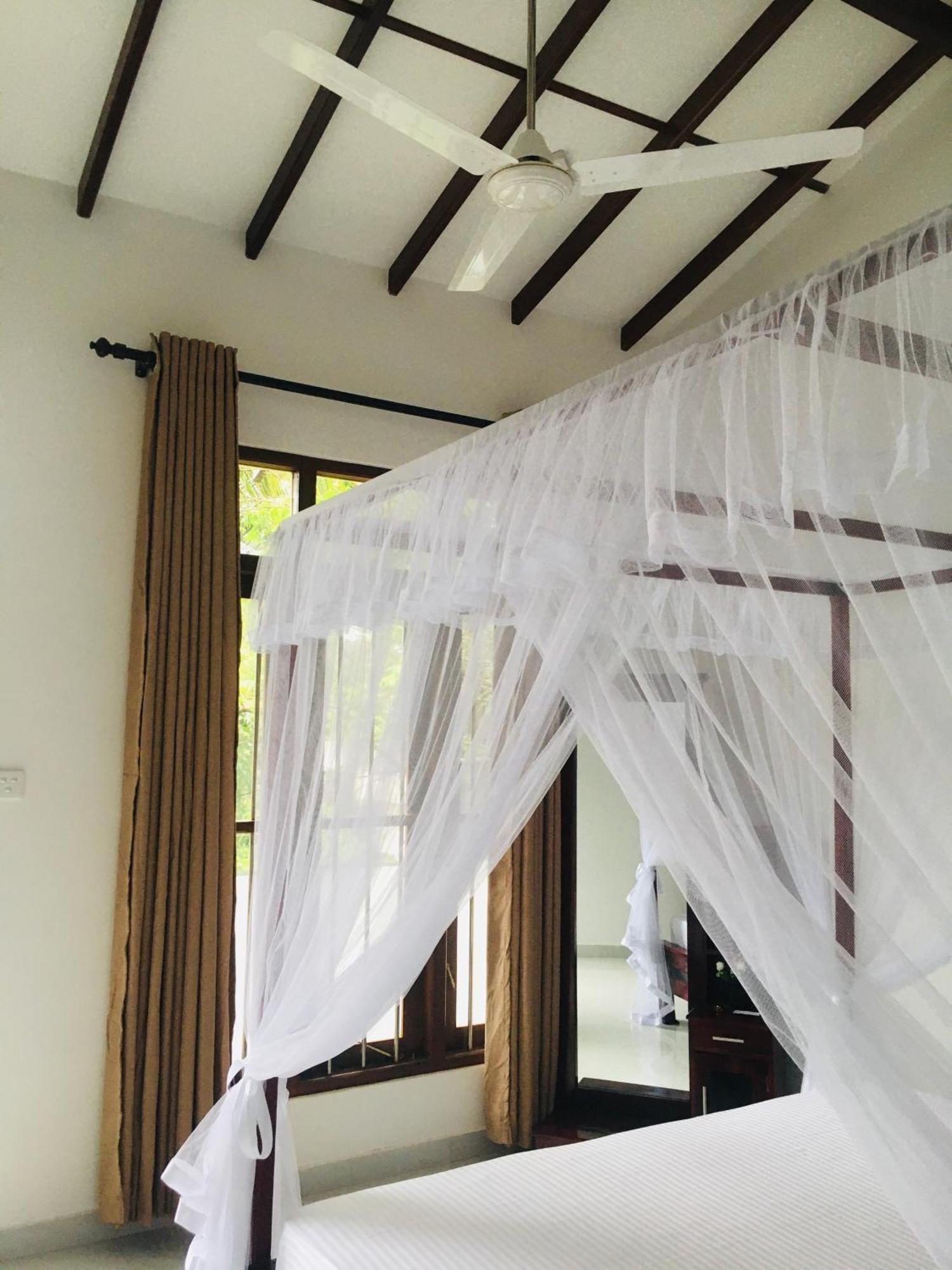 Anthony Guesthouse Hikkaduwa Exterior foto
